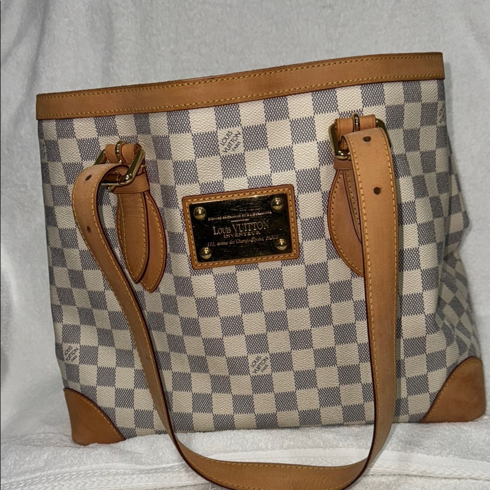 Louis Vuitton Brown and Cream Tote Bag with Structured Design
